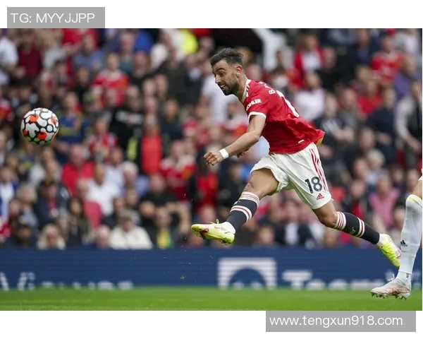 大号足球炮的魅力与技术解析如何提升你的足球射门技巧与精准度